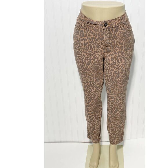Style & Co Wild Puma Skinny Jeans Curvy Mid Rise Tummy Control Animal Print 12 - Picture 12 of 12